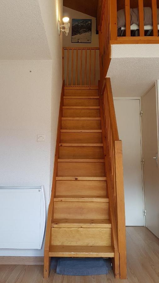 Red Apple Carroz Duplex De Charme Wifi Parking Balcon Tv Ski-Bus Les Carroz d'Araches Esterno foto